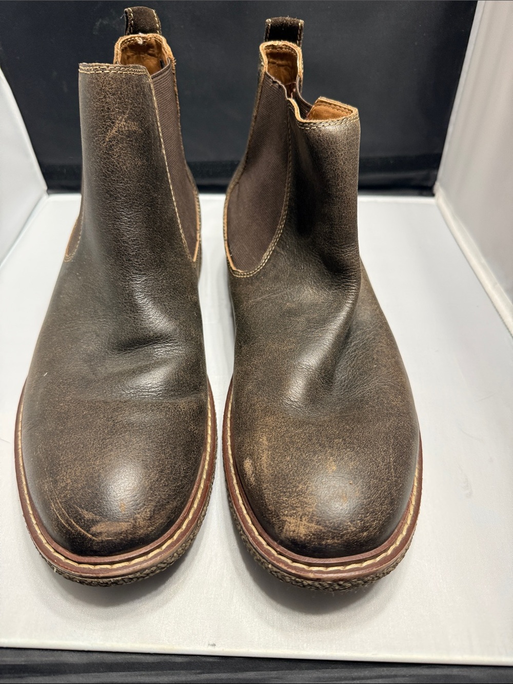 Lucky Brand Men’s Brown Leather Chukka Boots